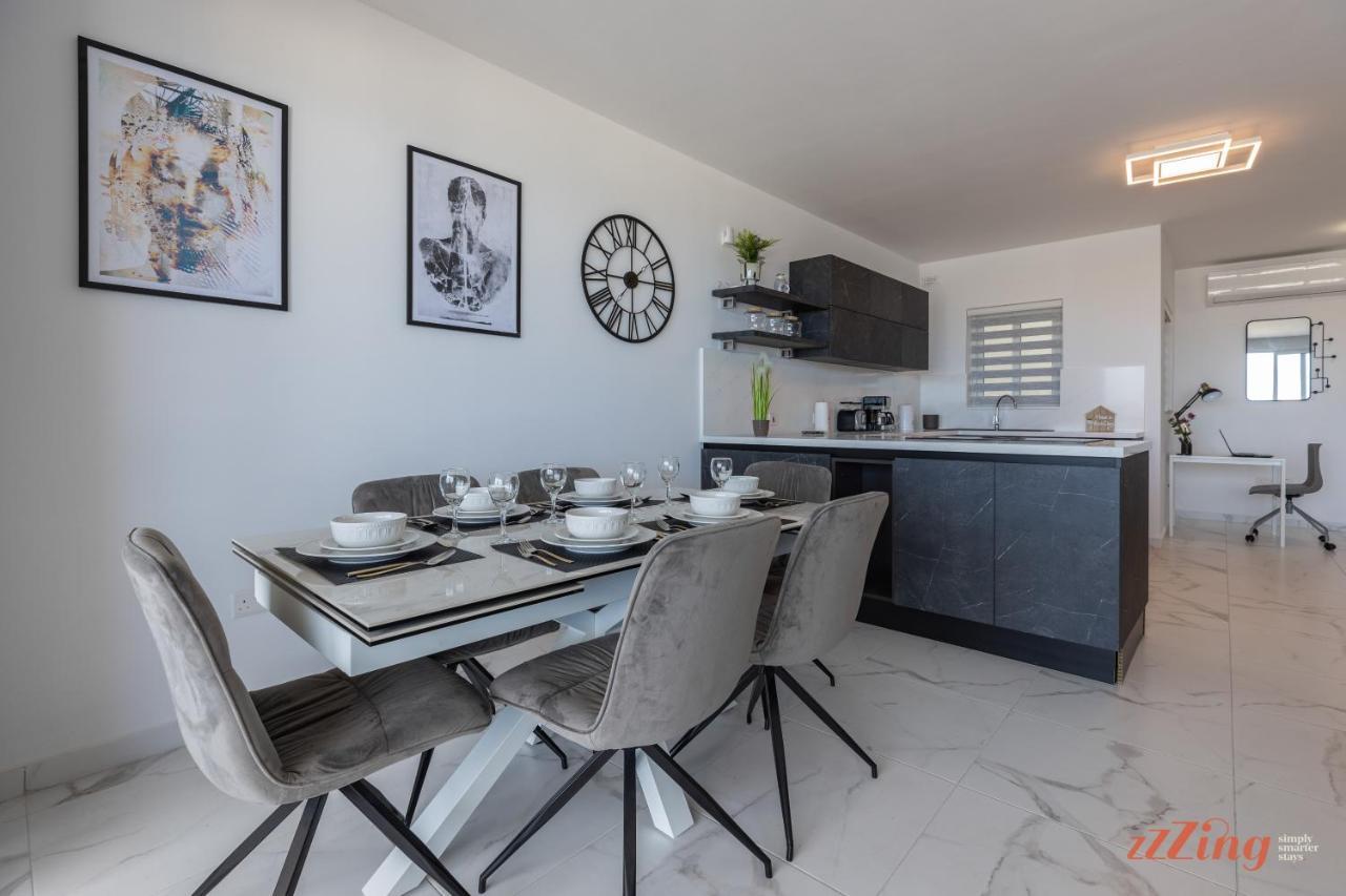 A Stunning Apartment With Spectacular Sea Views St. Paul's Bay Exterior foto