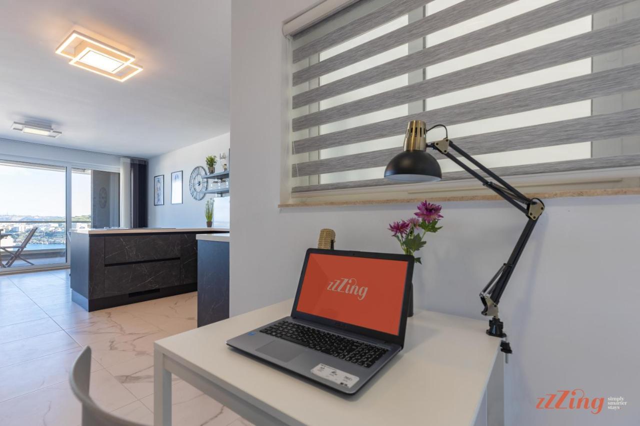A Stunning Apartment With Spectacular Sea Views St. Paul's Bay Exterior foto